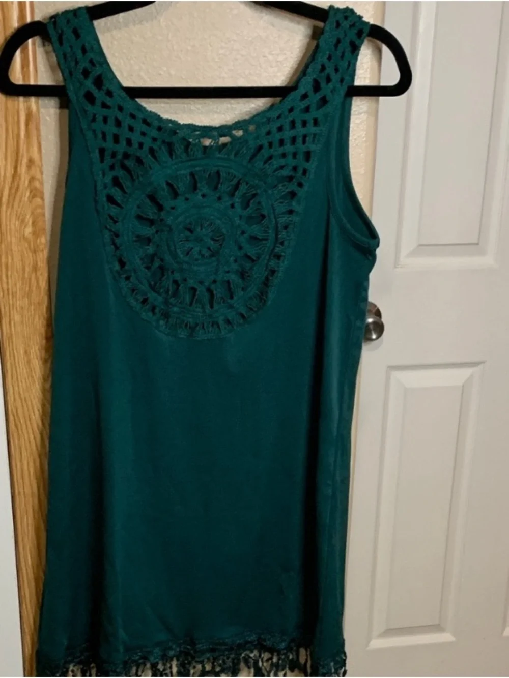BOHO Crochet Hem Sleeveless Tank Dress Hunter Green - Picture 6 of 7